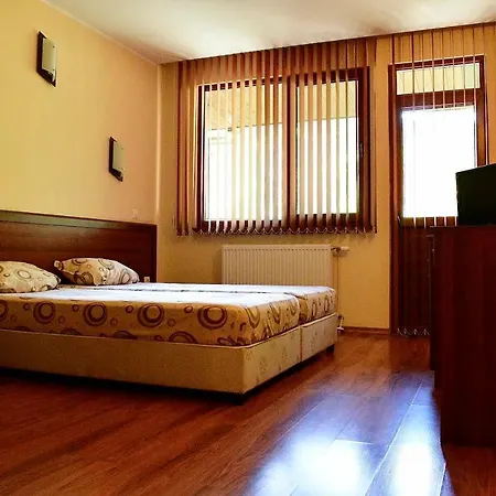 семеен ажур 2* Kotel