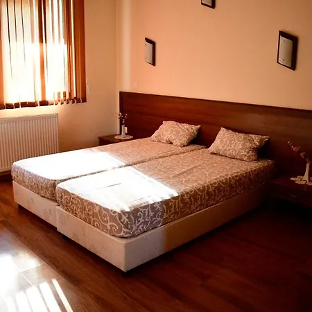 семеен ажур 2* Kotel