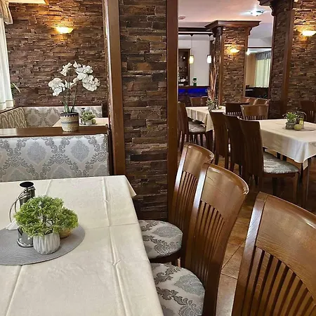 семеен ажур Hotel 2*