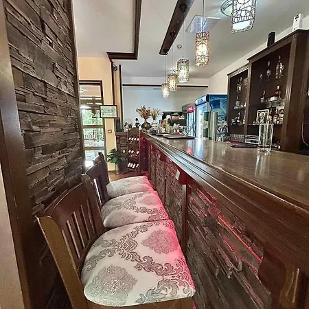 семеен ажур Hotel Kotel