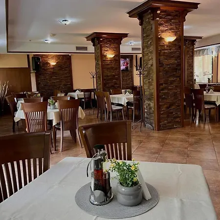 семеен ажур Hotel 2*