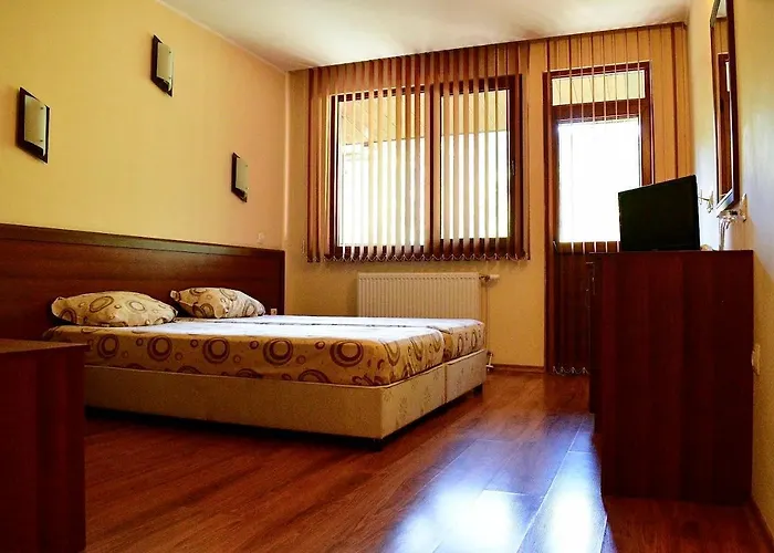 семеен ажур 2* Kotel